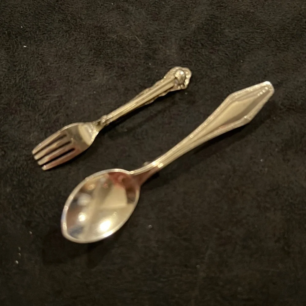 DB Sterling Silver spoon brooch & silver fork brooch